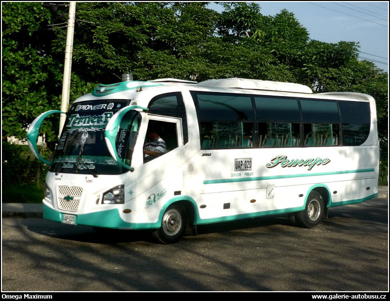 Autobus Omega Maximum