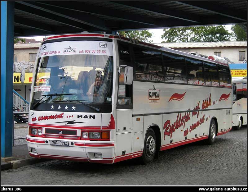 Autobus Ikarus 396