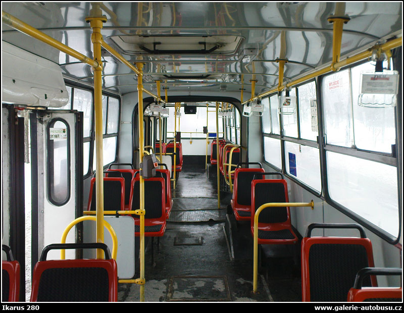 Autobus Ikarus 280.26