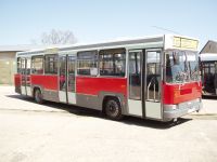 Velký snímek autobusu značky Karosa, typu B831