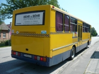 Velký snímek autobusu značky Granus, typu H10-11