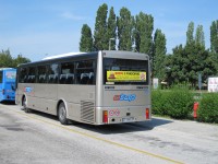 Velký snímek autobusu značky De Simon, typu IL3