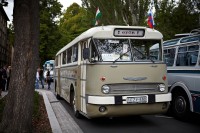 Velký snímek autobusu značky Ikarus, typu 66