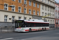 Velký snímek autobusu značky Škoda, typu 28Tr