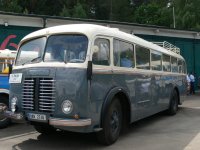Velký snímek autobusu značky Škoda, typu 706 RO