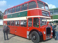 Velký snímek autobusu značky ECW, typu H33-25RD