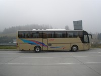 Velký snímek autobusu značky Neoplan, typu Euroliner N316 SHD