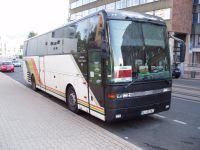 Velký snímek autobusu značky EOS Coach, typu 90