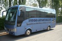 Velký snímek autobusu značky Isuzu, typu Turquoise