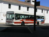 Velký snímek autobusu značky Unvi, typu Cidade II
