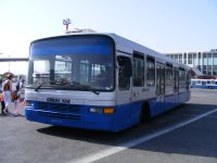 Velký snímek autobusu značky COBUS, typu 300
