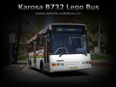 Tapeta na plochu s autobusem značky Karosa, typu B732 Lego Bus