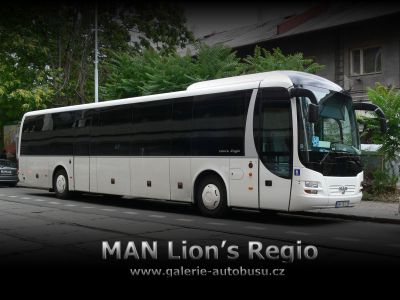 Tapeta na plochu s autobusem značky MAN, typu Lion's Regio
