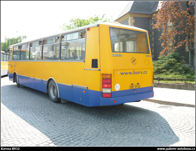 Autobus Karosa B932