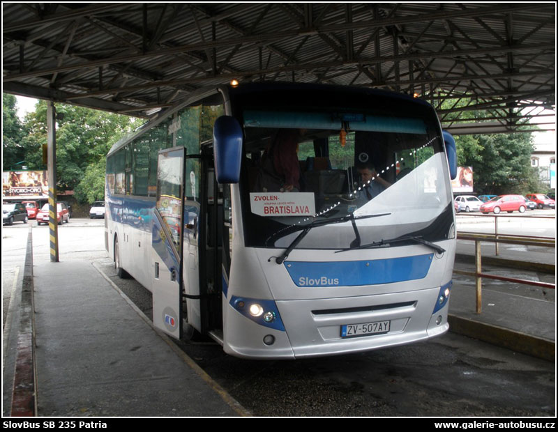 Autobus SlovBus SB 235 Patria
