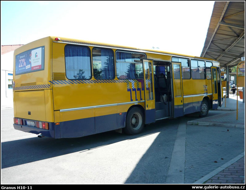Autobus Granus H10-11