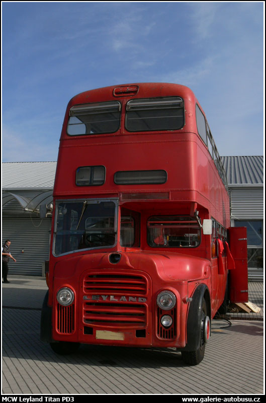 Autobus MCW Leyland Titan PD3