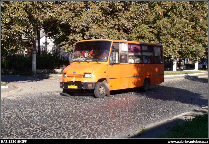 Autobus HAZ 3230 SKIFF