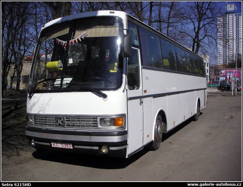 Autobus Setra S215HD