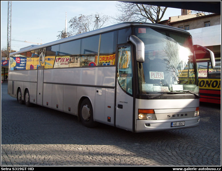 Autobus Setra S319GT-HD