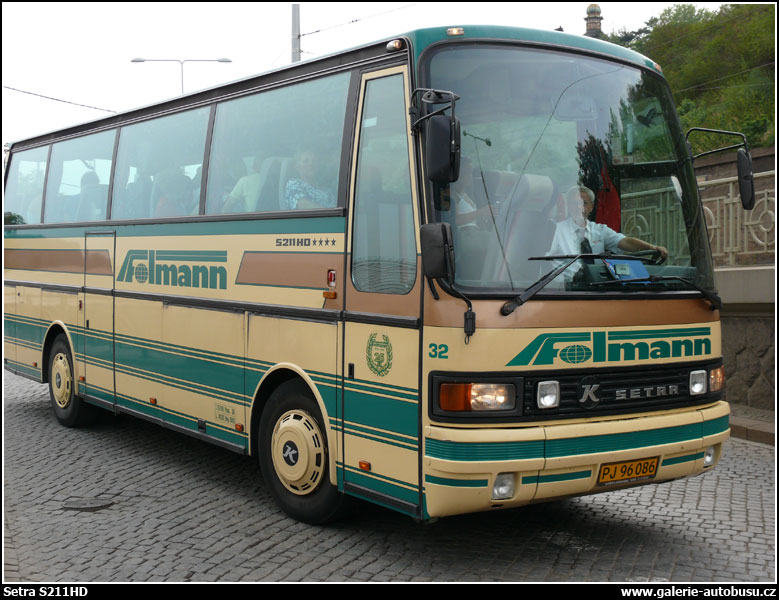 Autobus Setra S211HD