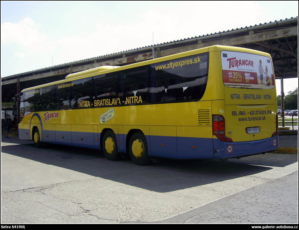 Autobus Setra S419UL