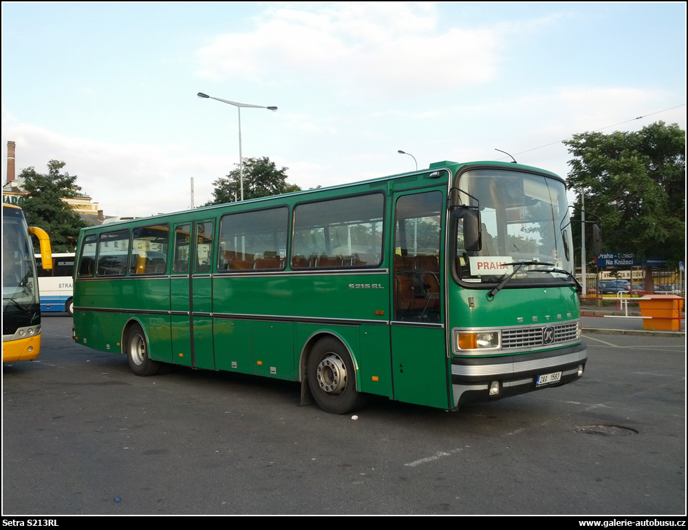 Autobus Setra S213RL