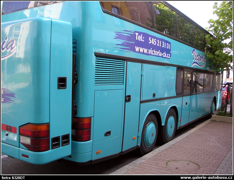 Autobus Setra S328DT