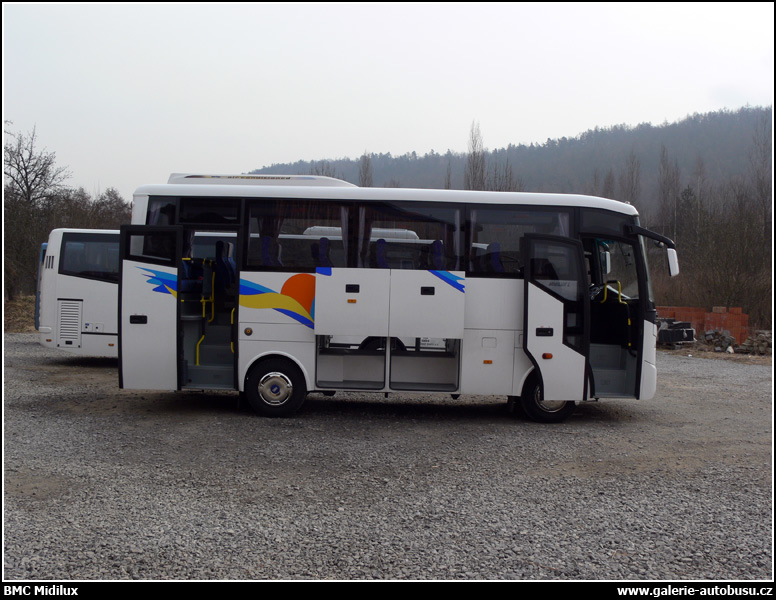 Autobus BMC Midilux