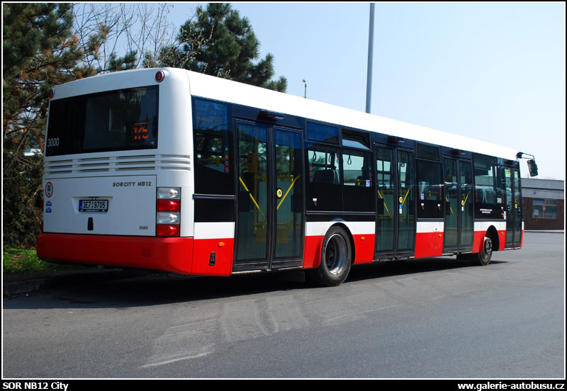 Autobus SOR NB12 City