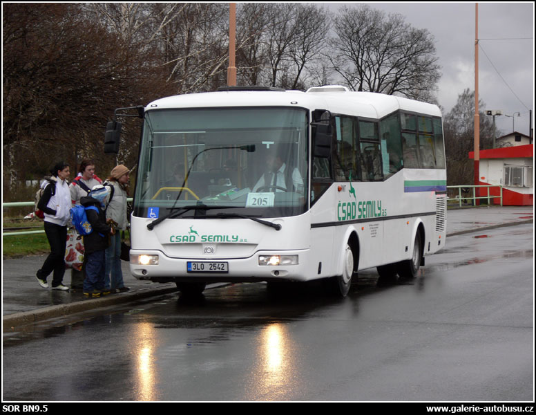 Autobus SOR BN9.5