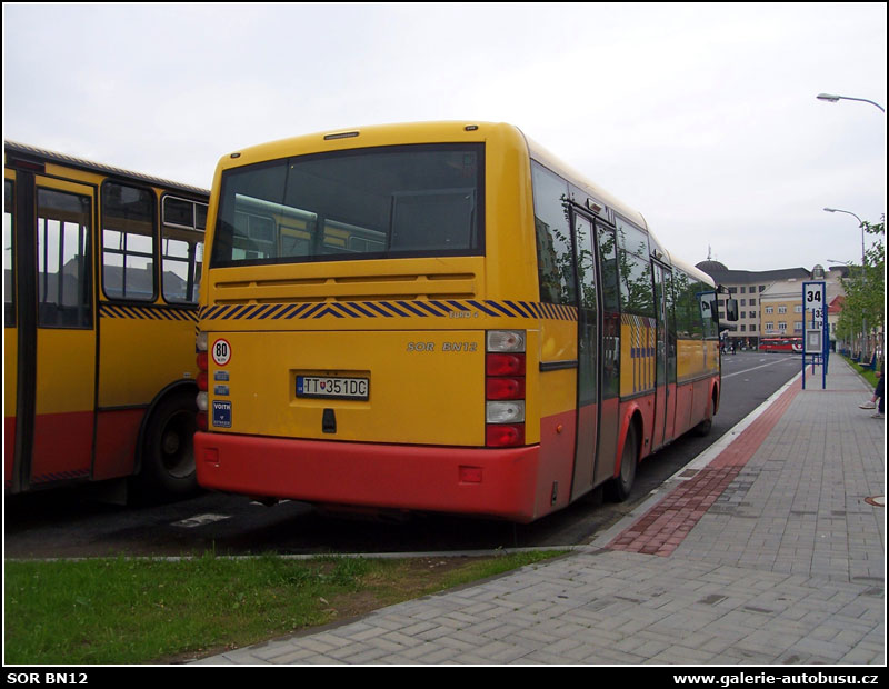 Autobus SOR BN12
