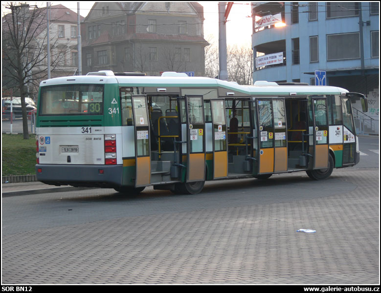 Autobus SOR BN12