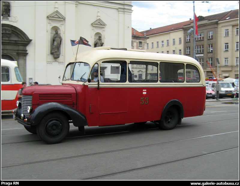 Autobus Praga RN