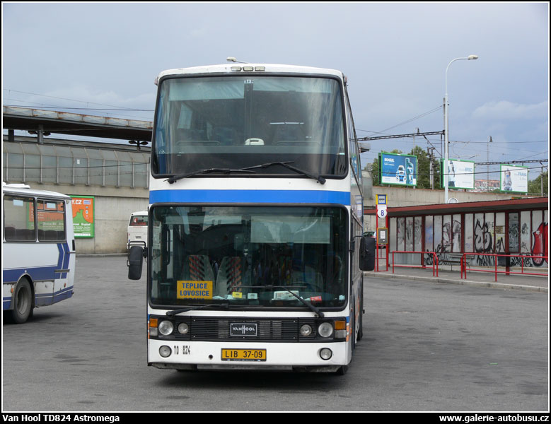 Autobus Van Hool TD824 Astromega
