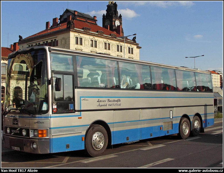Autobus Van Hool T817 Alizee