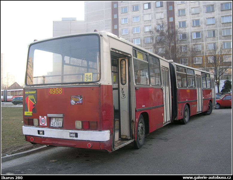 Autobus Ikarus 280.08