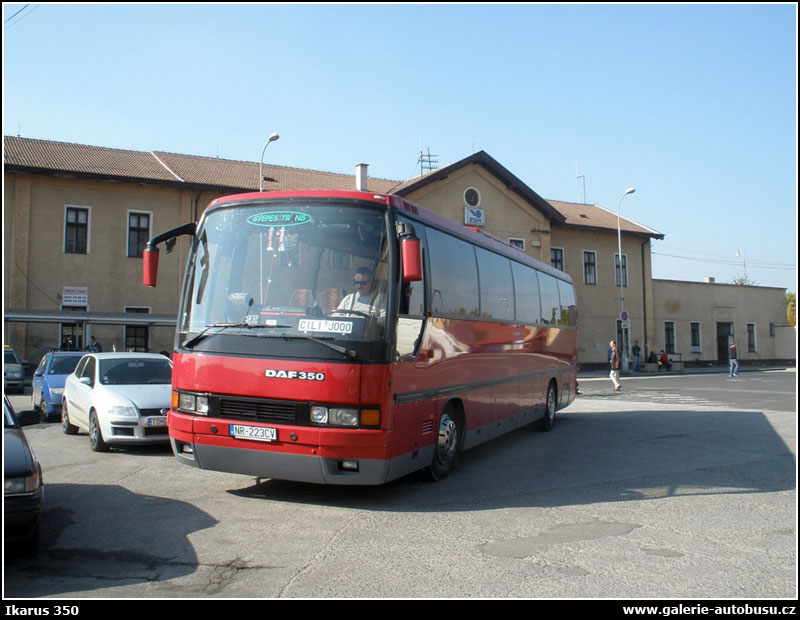 Autobus Ikarus 350