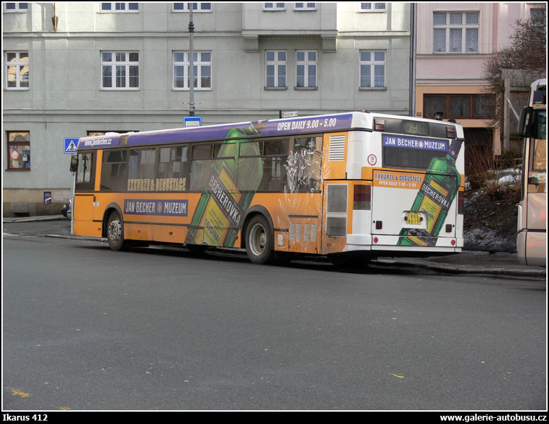 Autobus Ikarus 412