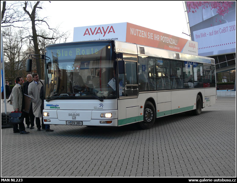 Autobus MAN NL223