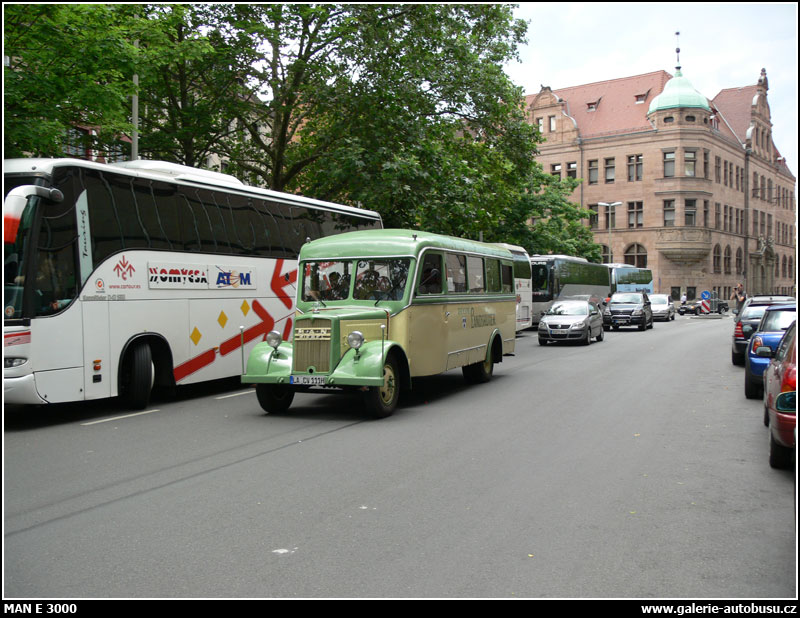 Autobus MAN E 3000