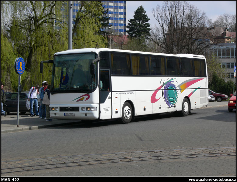 Autobus MAN 422