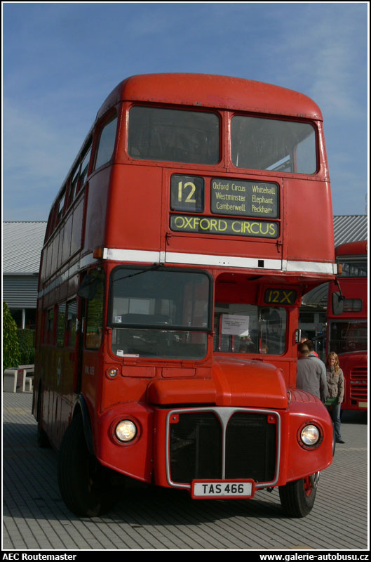 Autobus AEC Routemaster