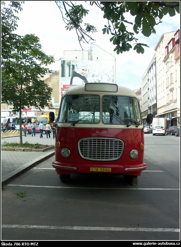 Autobus Škoda 706 RTO MTZ