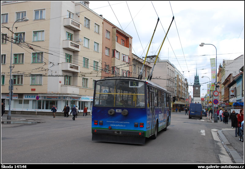Autobus Škoda 14TrM
