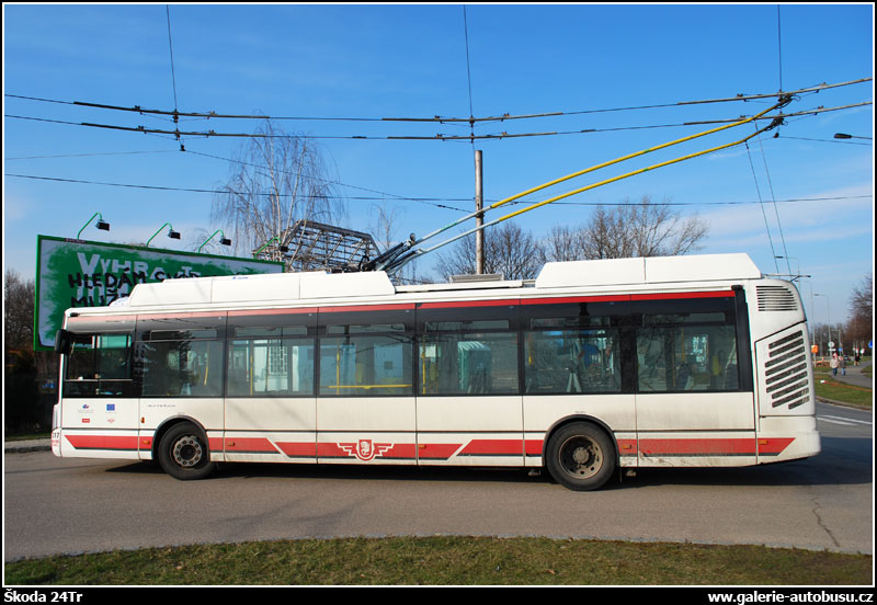 Autobus Škoda 24Tr