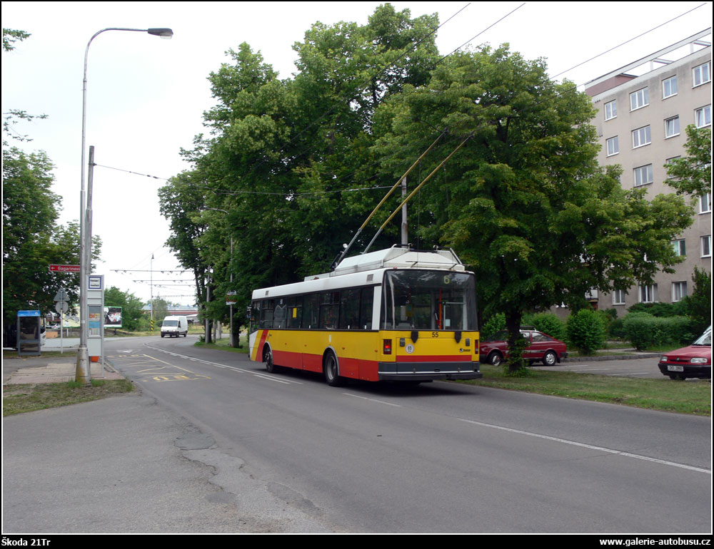Autobus Škoda 21Tr