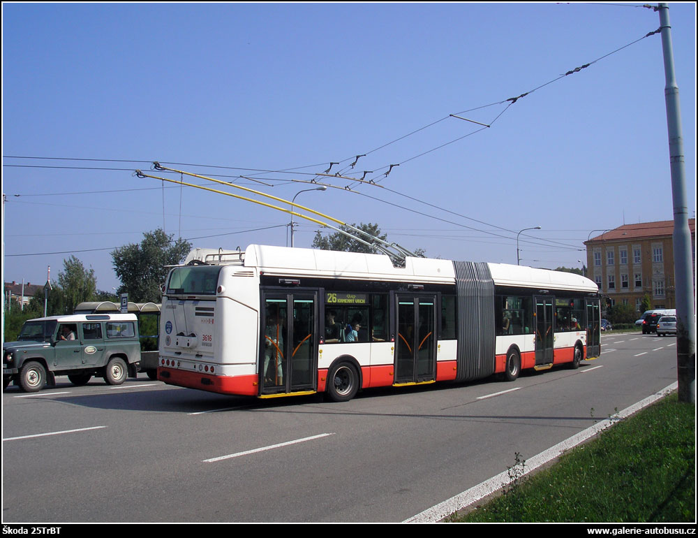 Autobus Škoda 25TrBT