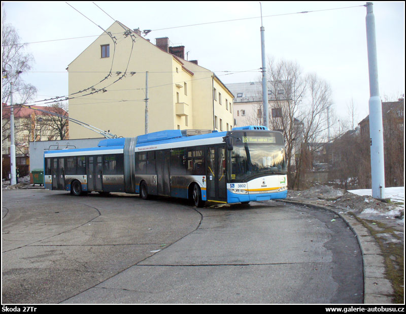 Autobus Škoda 27Tr