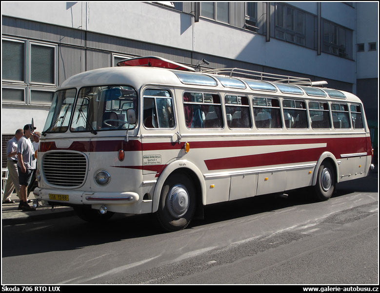 Autobus Škoda 706 RTO LUX